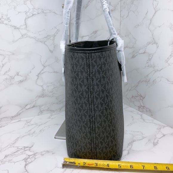 Michael Kors Medium Tote - Picture 3 of 8